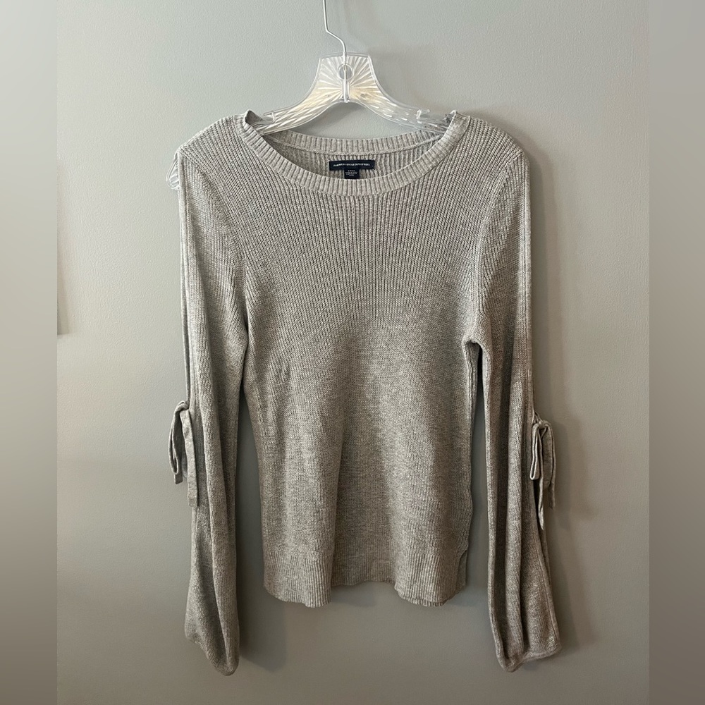 Women’s American Eagle Grey Top